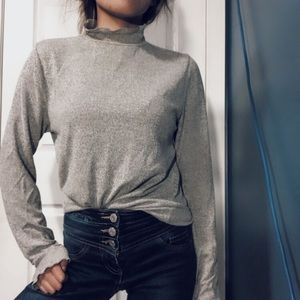 Semi Turtle Neck Medium